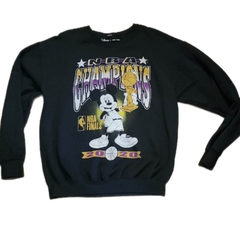 Disney x Junkfood Unisex NBA Championship Mickey 2020 Black Crewneck Sweater